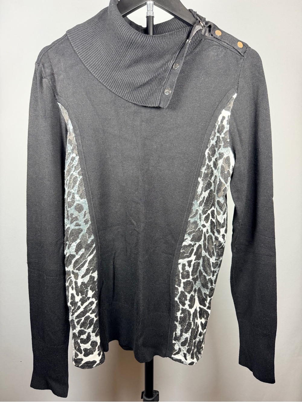 Vintage Cache Black Sweater with Leopard-Print Side Panels